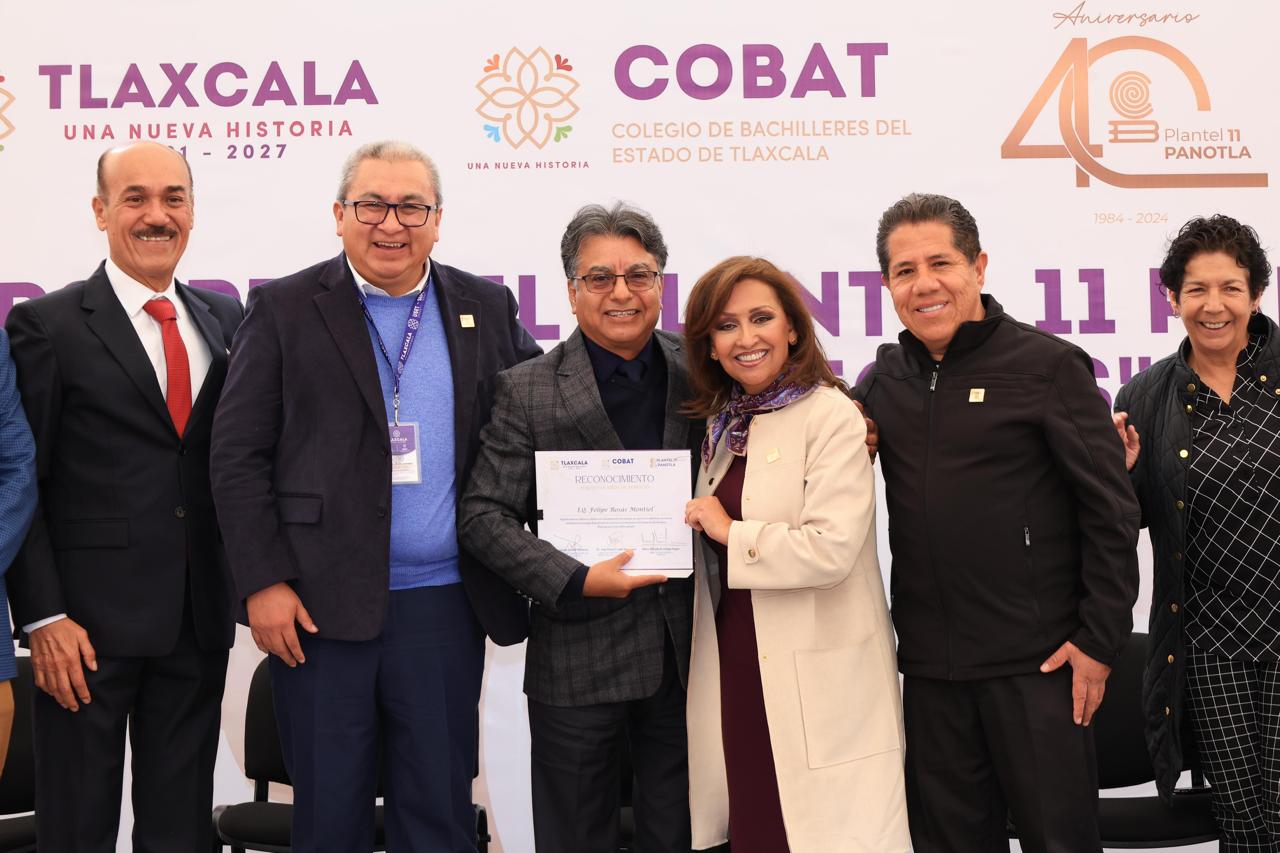 Reconoce gobernadora 40 años de trayectoria del Cobat Panotla